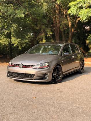 VOLKSWAGEN GOLF 2.0 TSI GTI 16V TURBO GASOLINA 4P AUTOMÁTICO VOLKSWAGEN GOLF 2.0 TSI GTI 16V TURBO GASOLINA 4P AUTOMÁTICO